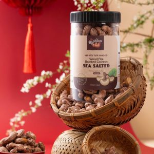 The Nut House 500G Whole Roasted Salted Cashews with Skin - Special Type Large, Easy to Peel